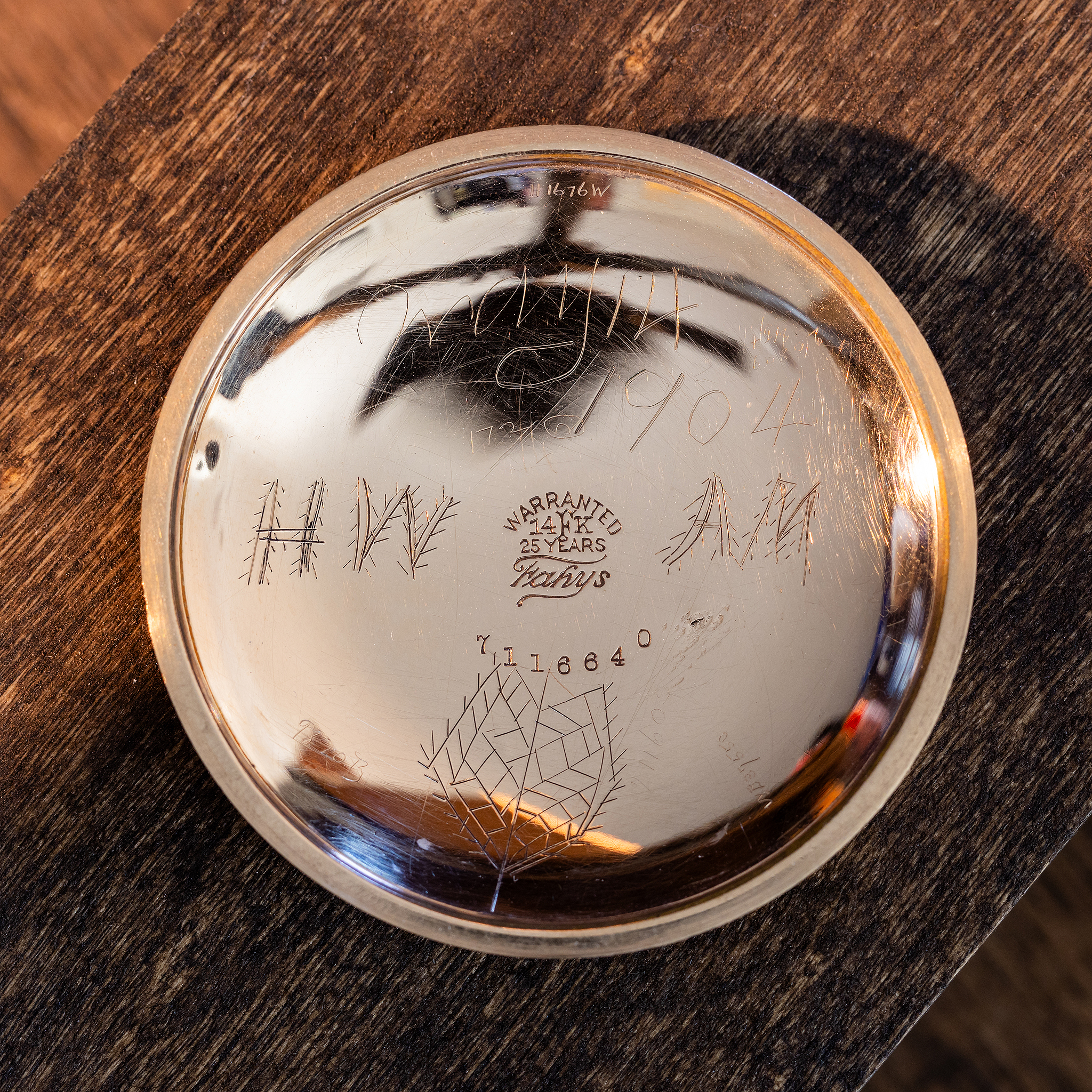 Rockford Grade 918 American 21-jewel manual-wind movement with decorated nickel-finish plates.