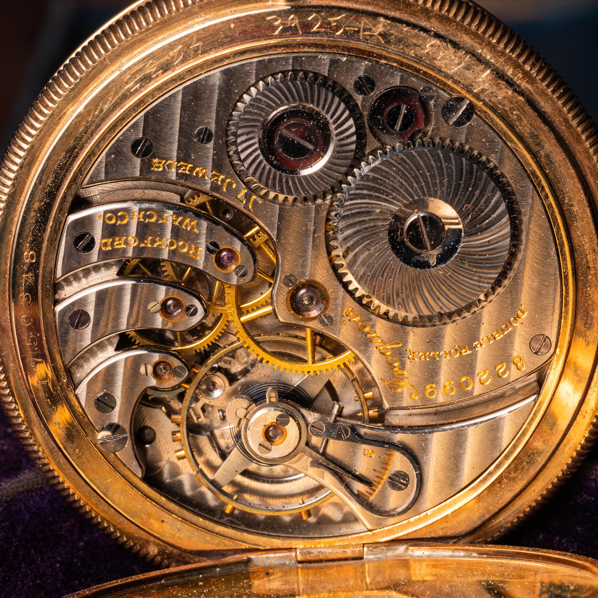 Rockford Watch Co. Grade 350 Model 1 17-jewel pocket watch movement serial 822099 with Iroquois script.